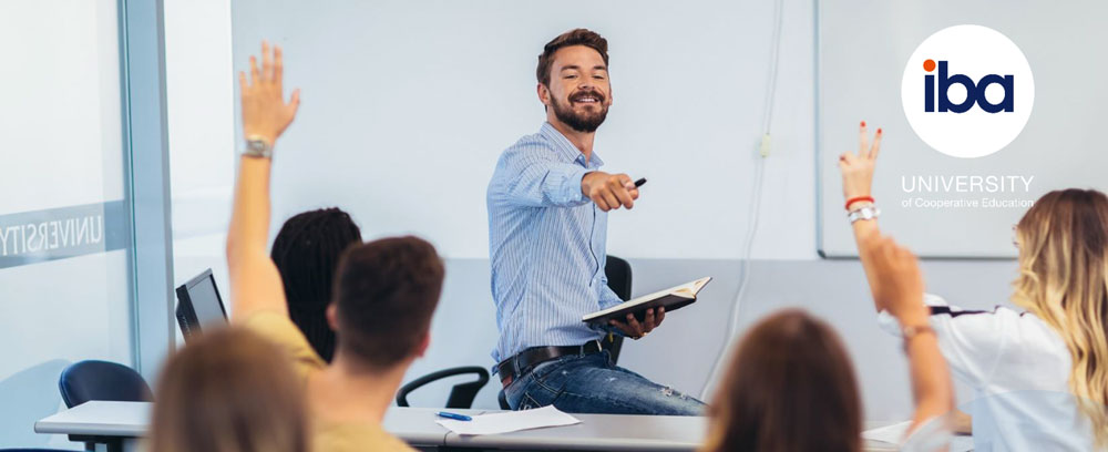 Professoren und Dozenten (m/w/d) für die Studiengänge der Sozialpädagogik - iba Internationale Berufsakademie gGmbH - iba Internationale Berufsakademie - Image